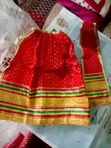 Red Lahnga Duppta For Murti..