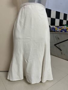 DOROTHY PERKINS branded With Skirt