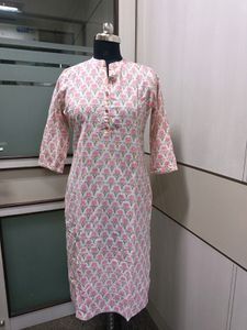 Straight Sanganeri Kurta