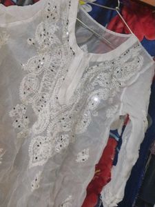 White Embroidered Kurta