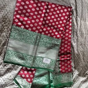 Elegant Red &amp; Green Banarasi Silk Saree