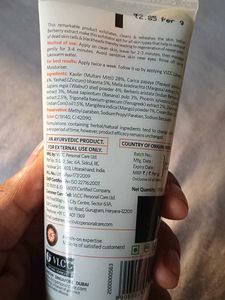 VLCC Indian Berberry Face Scrub
