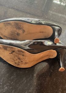 Hot Dirty Black Used Pumps