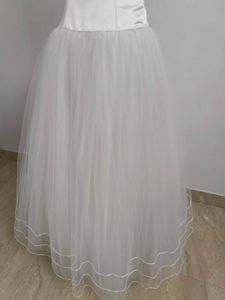 Elegant White Tulle Dress