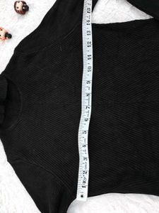 Zara Black Turtleneck Sweater