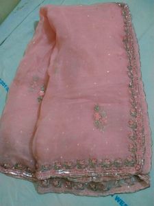Elegant Pink Embroidered Kurta