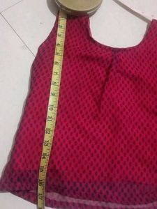 Pink Printed Sleeveless Top check images