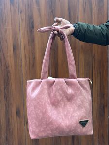 Rich Hand Bag With Chip Price