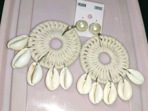 Aesthetic Off White Earrings