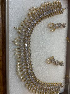 This is AD necklace set