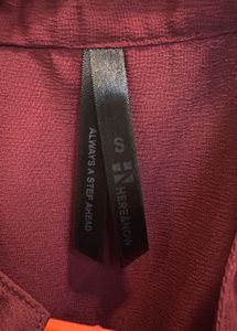 Maroon Roll-Up Sleeve Top