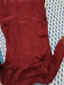 Sabhyata Women Maroon Silk Blend Embroidered Kurta