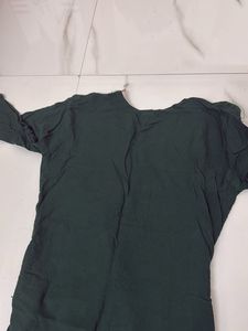 xs size Green Embroidered Kurta