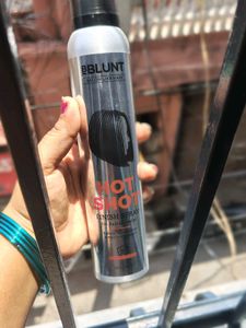 Bblunt Hot Shot Finish Spray