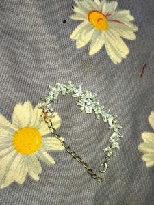 Vintage Crystal Flower Bracelet