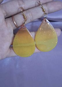 Dangle Handmade resin Earrings