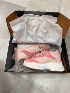 Embroidered Shoes From Kanvas(Shark Tank)