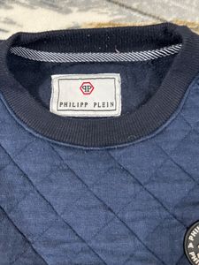 Stylish Navy Blue Sweatshirt