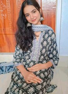 Combo of 2 kurta sets 🌻