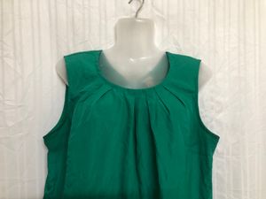 Merona. Green Sleeveless Top