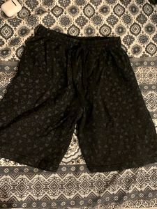 Men's Black Patterned Shorts