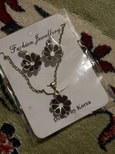 Floral Jewelry Set