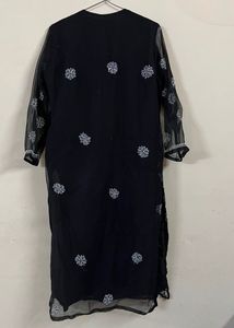 Chikan Kurti