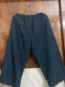 Reebok Black Cropped Wide Leg 3/4 Pants