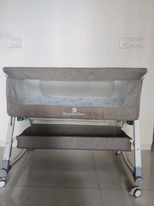 Star And Daisy Baby Bed/ Cot/ Crib