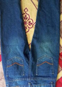 2 Denim Jeans