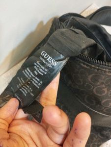 GUESS Crossbody Bag💥
