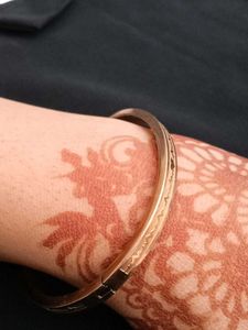 Elegant Gold Bangle
