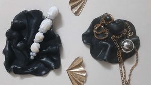 CLAY JEWELRY TRINKET DISH