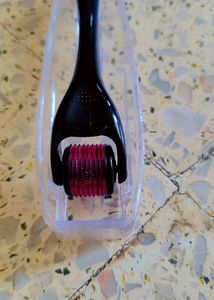 The Derma Roller for Hair Growth (0.5 mm) Derm