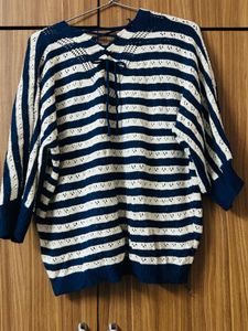 Chic Strips Crochet Top 💙🤍