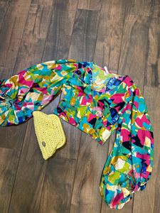 Colorful Ballon Sleev Crop Top