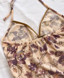 Vintage Y2K Floral Halter Top – Soft Blush &amp; Mauve