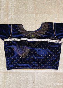 Elegant Bronze Saree with Velvet Blouse