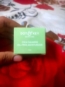 Dot &amp; Key Moisturizer