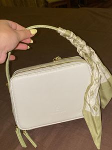 White/Green Bag