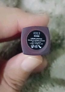 Huda Beauty Lipstick Icon