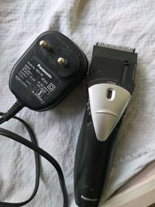 Panasonic Trimmer With Charger