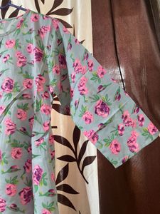 Flower Printed Side Knot Top