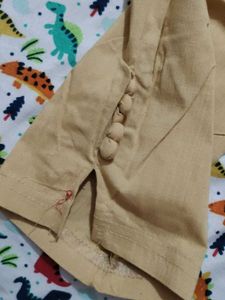 Khaki Chinos - Comfortable &amp; Stylish!