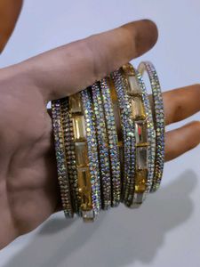 Sparkling Bangle Set