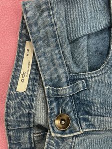 Light Wash Denim Mom fit jeans