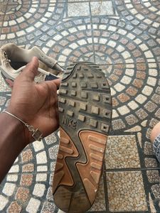 Nike Air Max 90 - Well Worn