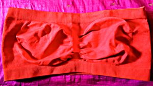 RED STRAPLESS BRA ( RECOMMENDED SIZES : 26- 32)