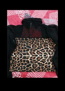Women Crop Top