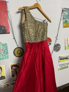 Elegant Red &amp; Gold Gown❤️❤️